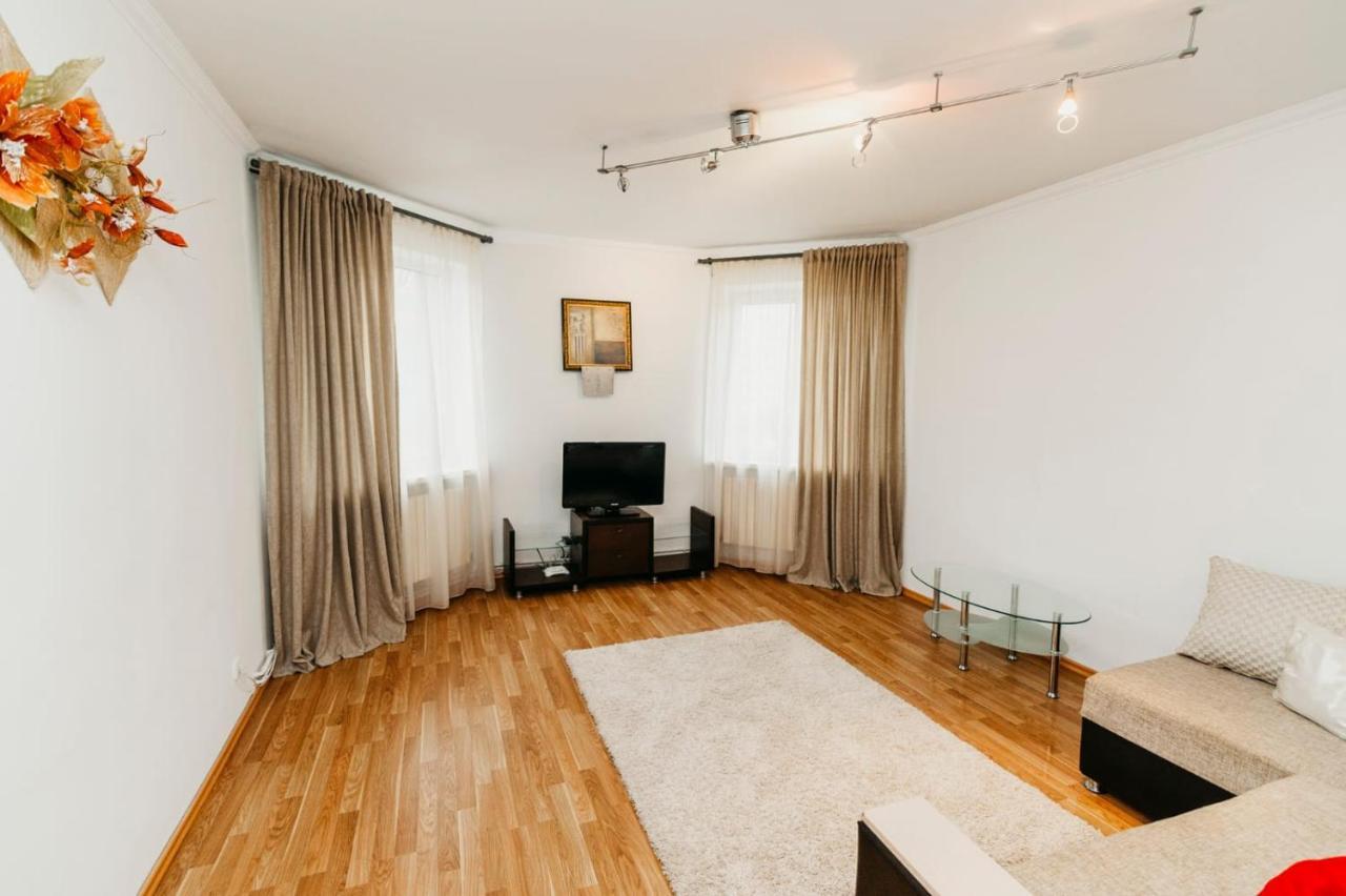 Stefan Cel Mare Appartement Chişinǎu Buitenkant foto