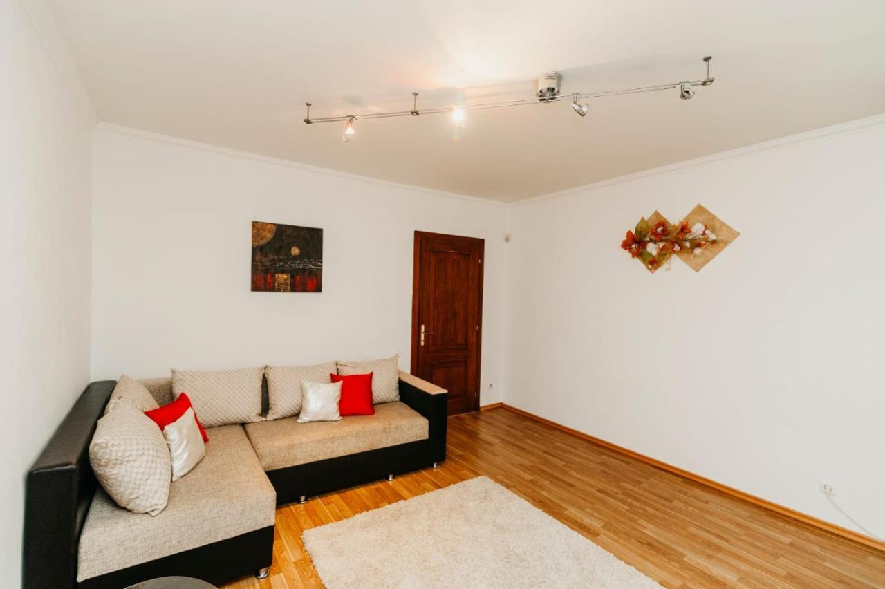 Stefan Cel Mare Appartement Chişinǎu Buitenkant foto